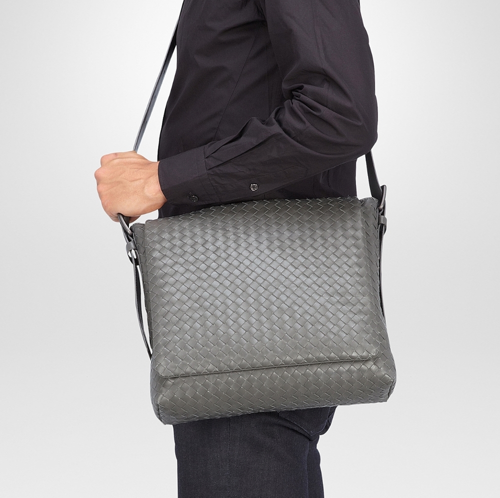 ✴Bottega Veneta Intrecciato Crossbody Messenger